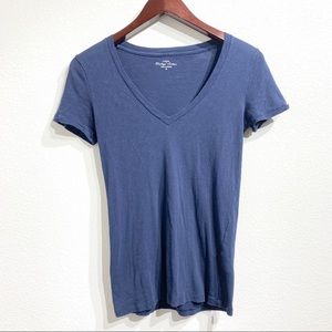 J.Crew | V Neck Tee Shirt Sz XS